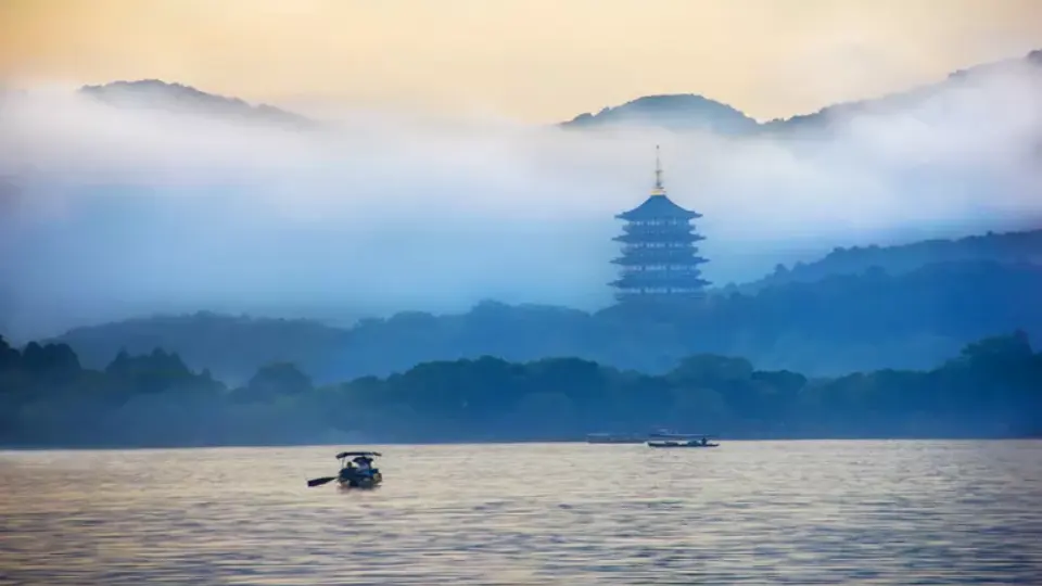 链接1：西湖（课件3）_04.webp