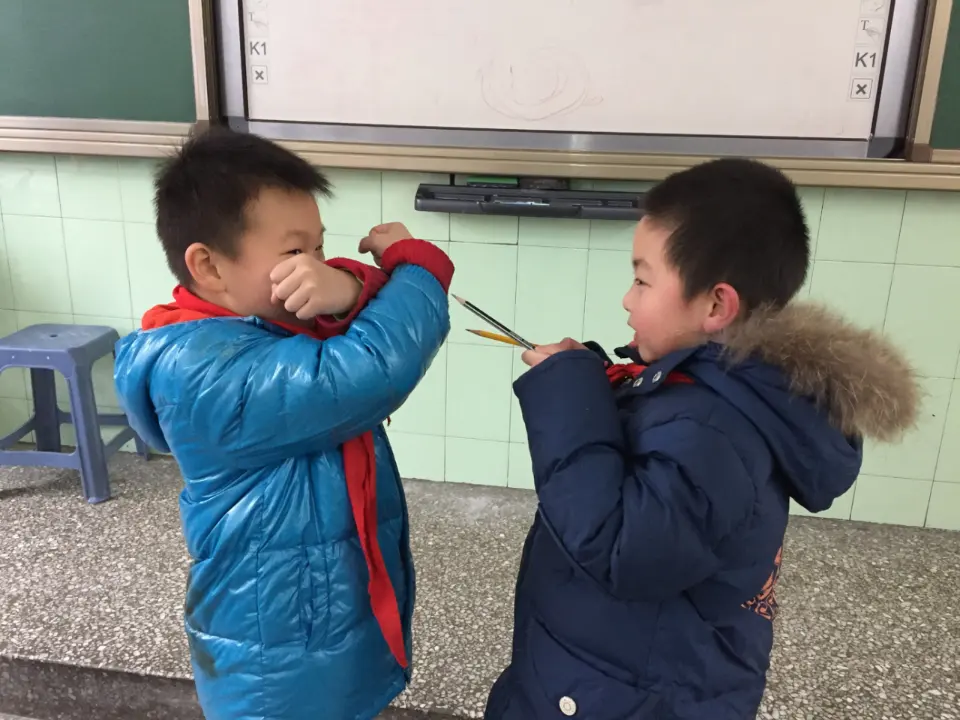 7 课间十分钟（江老师）_04.webp