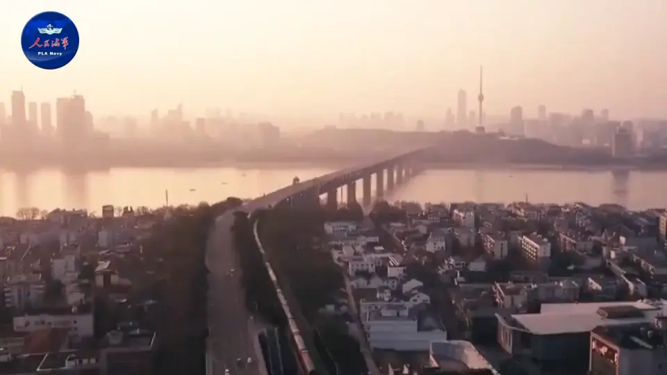 1.2.2 始终走在时代前列课件（1）_01.webp